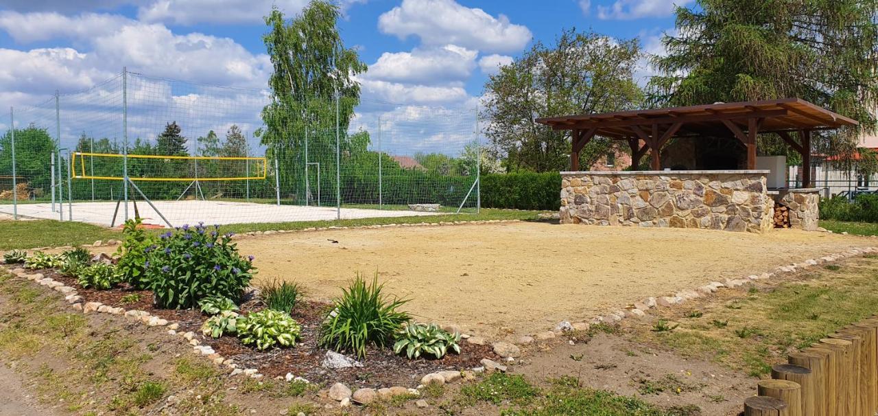 Penzion A Hospudka U Anny Nove Sedlo Экстерьер фото