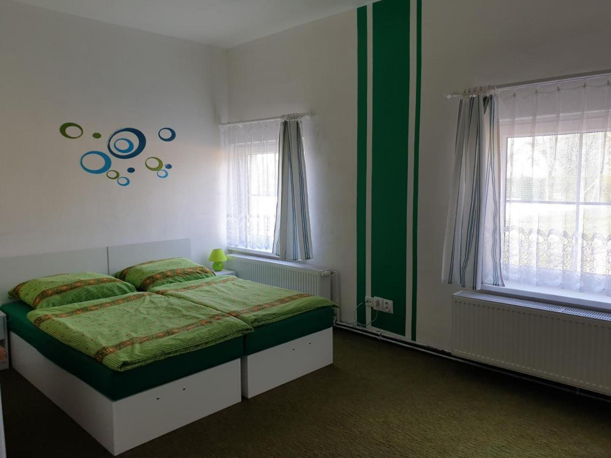 Penzion A Hospudka U Anny Nove Sedlo Экстерьер фото